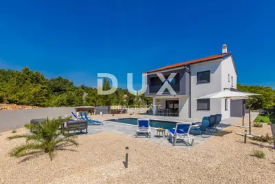 Otok Krk, Dobrinj, samostojeća kuća, 167 m², novogradnja, bazen