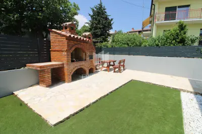 Villa 130 m², Labin - heated pool and view of the old town - 20