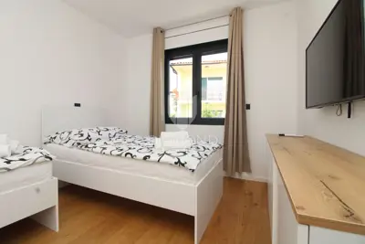 Villa 130 m², Labin - heated pool and view of the old town - 18