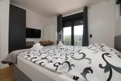 Villa 130 m², Labin - heated pool and view of the old town - 15