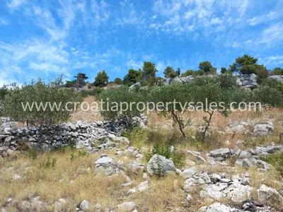 Grundstück, Brač, 7 123 m², 145 000 € - 6
