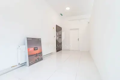 Commercial property for rent in Rudeš, 330 m² - 8