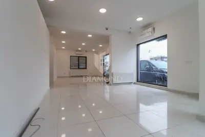 Commercial property for rent in Rudeš, 330 m² - 4