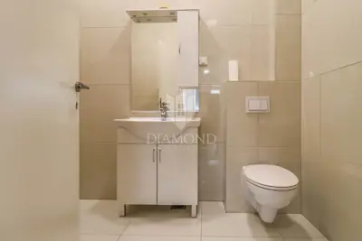 Commercial property for rent in Rudeš, 330 m² - 12