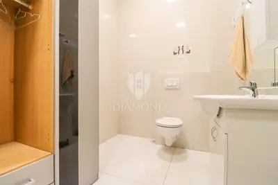 Commercial property for rent in Rudeš, 330 m² - 7