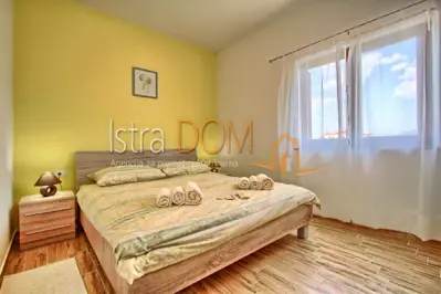 * Štokovcima vila sa bazenom * - 15