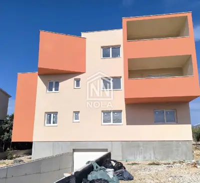 Stan 51 m², Vodice - 2. kat, lođa