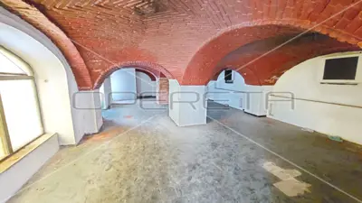 Gewerbeimmobilie zum Kauf in Centar, 316 m² - 1