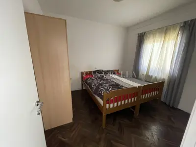Attraktive Wohnung mit Terrasse, Garten und Meerblick - 4