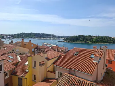 Stan 70 m², Rovinj - starogradska jezgra i pogled na more - 14