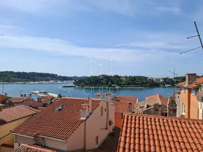 Stan 70 m², Rovinj - starogradska jezgra i pogled na more - 2