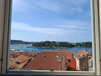 Stan 70 m², Rovinj - starogradska jezgra i pogled na more - 3