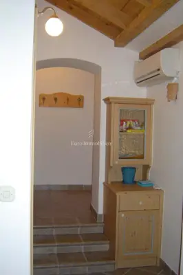 Apartment in Veli Lošinj, strict center - renovated and furnished - 9