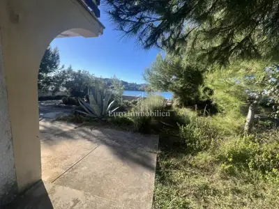 House in Brgulje, first row to the sea and quiet location - 18