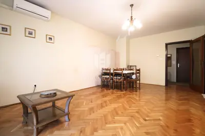 Stan, Gajnice, 3 sobe, garaža i dva balkona - 3