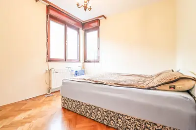 Stan, Gajnice, 3 sobe, garaža i dva balkona - 8