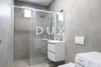 Apartment 95 m², Povljana - first row to the sea - 3
