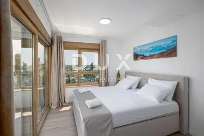 Apartment 95 m², Povljana - first row to the sea - 2