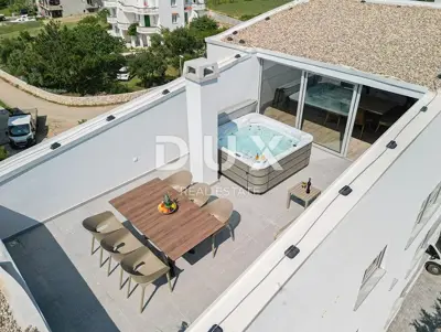Apartment 95 m², Povljana - first row to the sea - 13