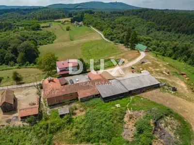 Estate, Blatuša - farm with machinery and animals - 6