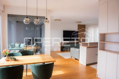 Apartment for sale in Sveta Klara, 104 m²