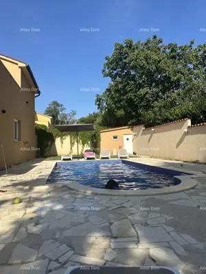 Kuća 200 m², Raša Kunj, bazen i okućnica 695 m² - 16