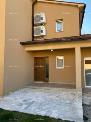 Kuća 200 m², Raša Kunj, bazen i okućnica 695 m² - 15