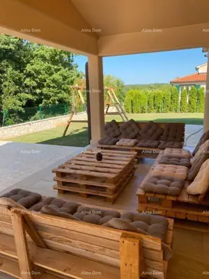 Kuća 200 m², Raša Kunj, bazen i okućnica 695 m² - 18