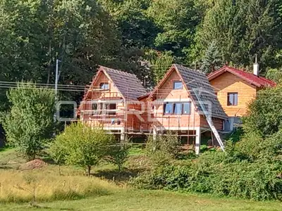 Prodaja više kućica u prekrasnom mirnom mjestu blizu Karlovca - 5