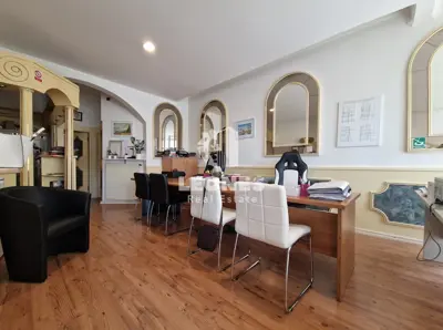 Gewerberaum 53 m², Umag - Erdgeschoss des Gebäudes