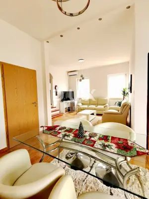 Apartment 148 m², Njivice - 2 apartments and sea view - 7