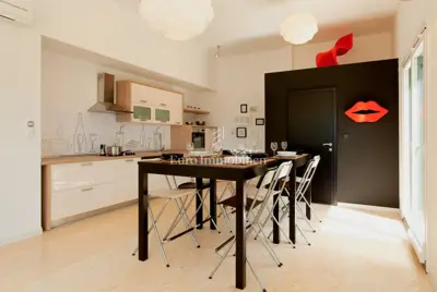 Haus in Poreč, moderne ebenerdige Immobilie mit Pool - 12