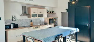 Haus in Poreč, moderne ebenerdige Immobilie mit Pool - 11