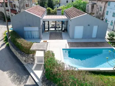 Haus in Poreč, moderne ebenerdige Immobilie mit Pool - 9