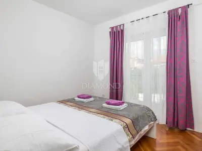 House 250 m², Kornić on the island of Krk, pool and garden area - 15