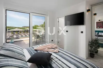 Villa 203 m², Sveti Lovreč - pool and tennis court - 10