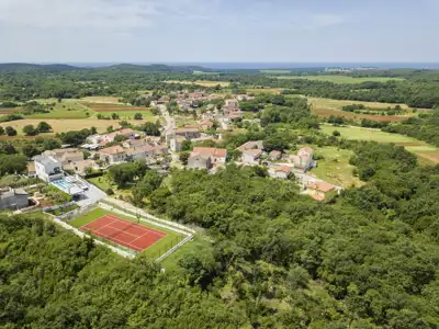 Villa 203 m², Sveti Lovreč - pool and tennis court - 16