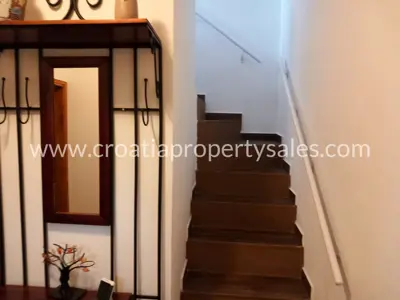 House on the island of Brač, quiet location and privacy - 4