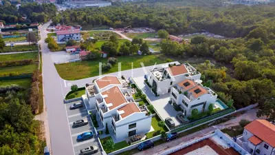 Doppelhaushälfte 122 m², Poreč - Pool und 2 Parkplätze - 11