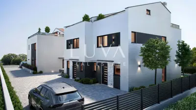 Doppelhaushälfte 122 m², Poreč - Pool und 2 Parkplätze - 3