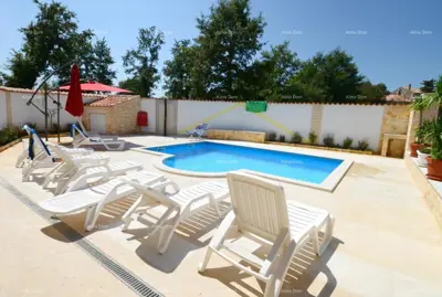 Haus 500 m², Rafaeli bei Višnjan, ruhige Lage - 4
