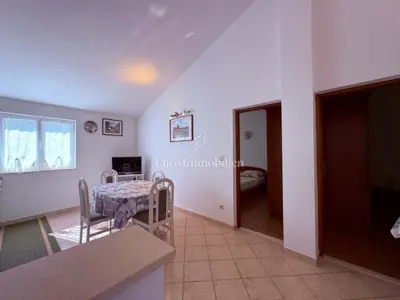 House 278 m², Zaostrog - quiet location by a pine forest - 13