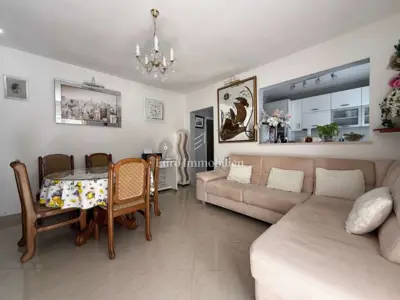 House 278 m², Zaostrog - quiet location by a pine forest - 3