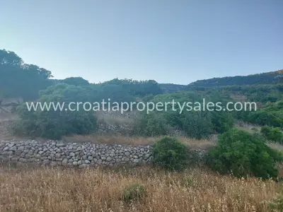 Land, Otok Vis, 4 052 m², 1 013 000 € - 9