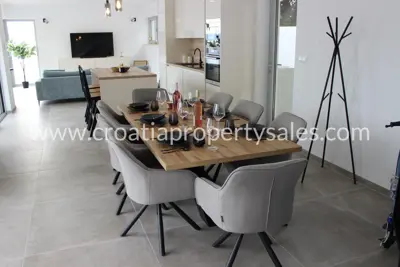 Villa in Omiš, luxury new construction with panoramic sea view - 8