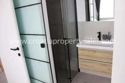 Villa in Omiš, luxury new construction with panoramic sea view - 14