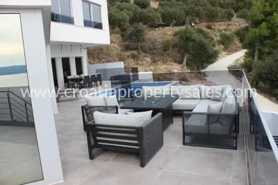 Villa in Omiš, luxury new construction with panoramic sea view - 6
