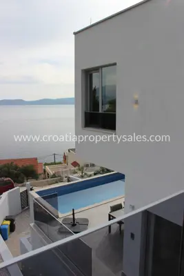 Villa in Omiš, luxury new construction with panoramic sea view - 17