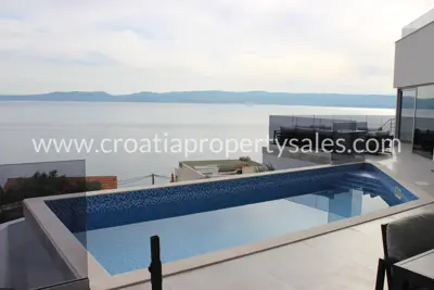 Villa in Omiš, luxury new construction with panoramic sea view - 18