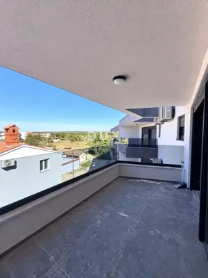 Stan 138,8 m², Valbandon - dvoetažni s galerijom - 7